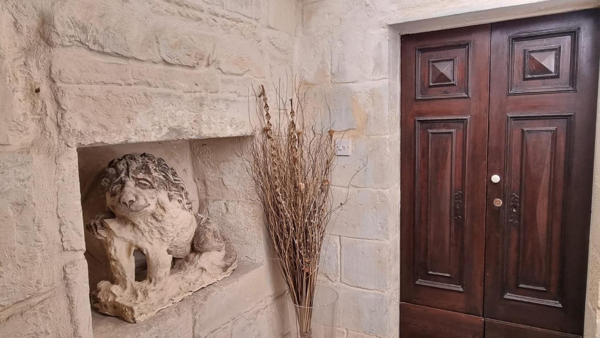 Servants' Quarters Studio Apartment Valletta Kültér fotó