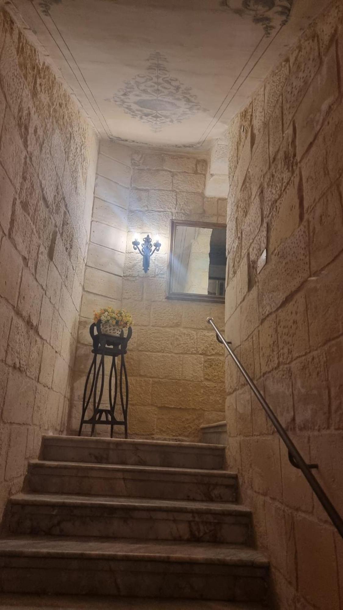 Servants' Quarters Studio Apartment Valletta Kültér fotó